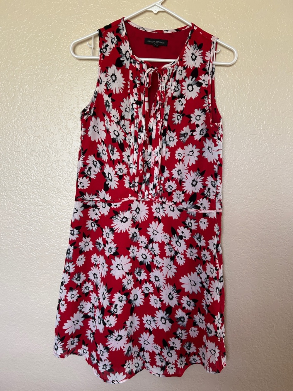 Banana Republic Red & White Floral Sleeveless Tie-Neck Dress SIZE 0